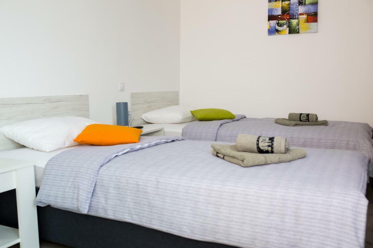La Casa Hostel Nis Luaran gambar
